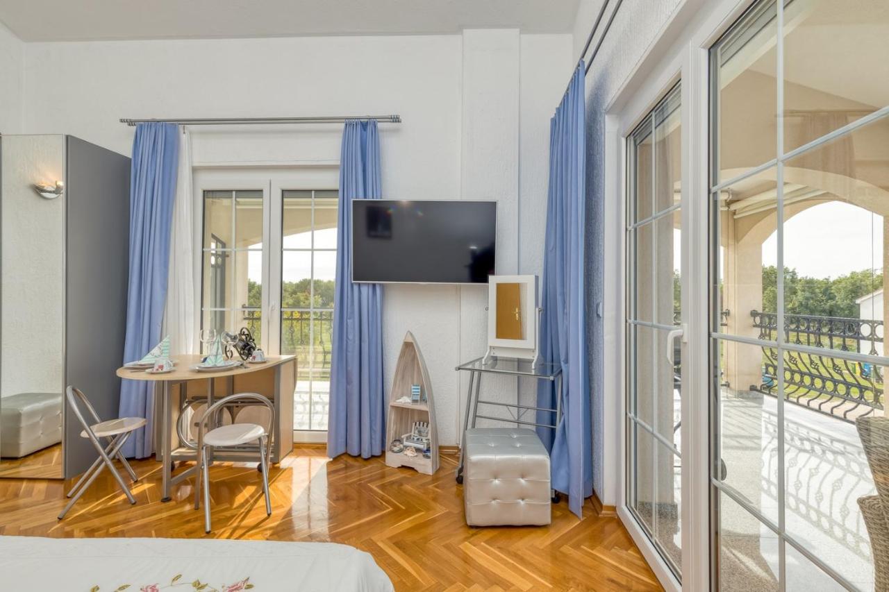 Apartments Covic Antonci  エクステリア 写真