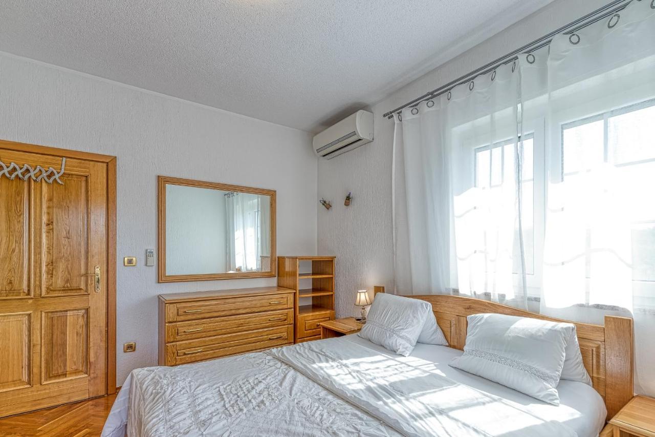 Apartments Covic Antonci  エクステリア 写真